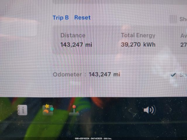 5YJ3E1EB2JF103096 Tesla Model 3 Long Range/performance