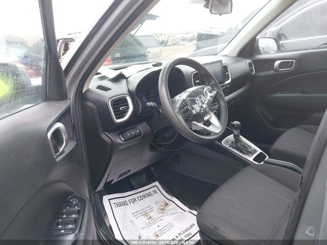 KMHRB8A3XMU066719 Hyundai Venue Se