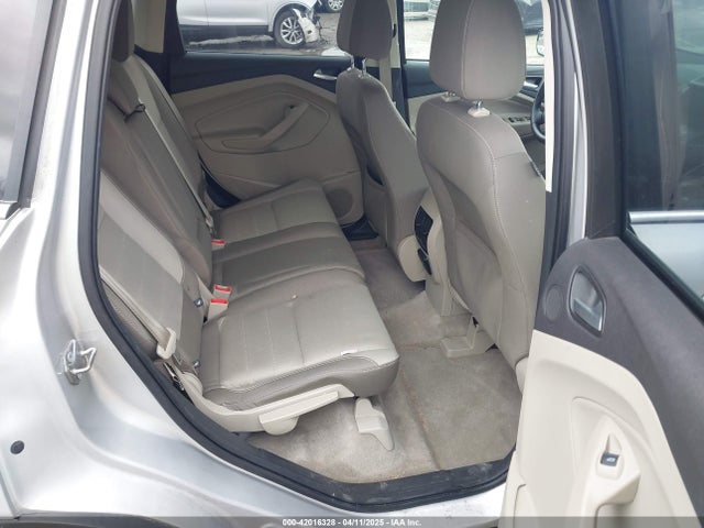 1FMCU9GX8GUB33192 Ford ESCAPE SE