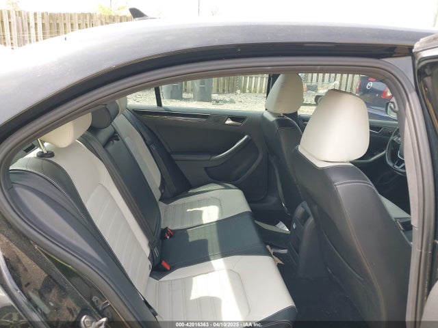 3VWD17AJ8FM403564 Volkswagen Jetta 1.8t Sport