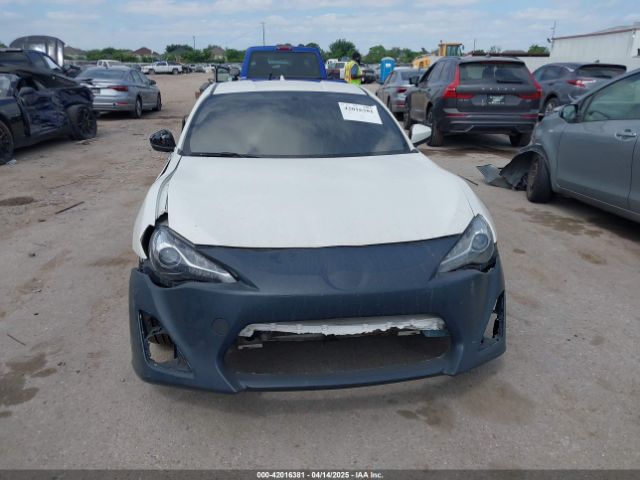 JF1ZNAA12H9701111 Toyota 86