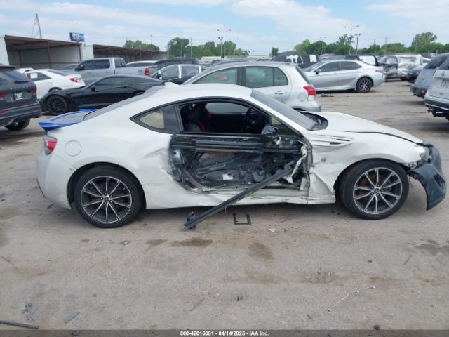 JF1ZNAA12H9701111 Toyota 86