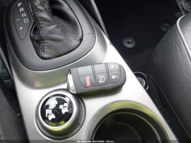ZFBCFYDT0GP328541 Fiat 500x Lounge