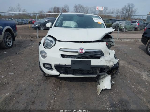 ZFBCFYDT0GP328541 Fiat 500x Lounge