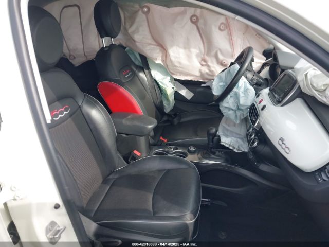 ZFBCFYDT0GP328541 Fiat 500x Lounge