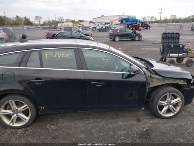 YV1612SK7G1308783 Volvo V60 T5 Premier
