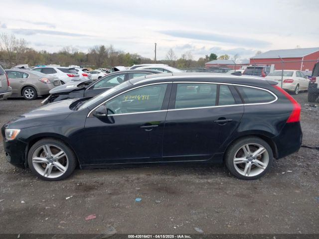 YV1612SK7G1308783 Volvo V60 T5 Premier