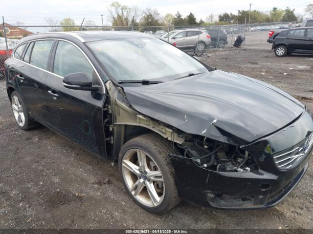 YV1612SK7G1308783 Volvo V60 T5 Premier