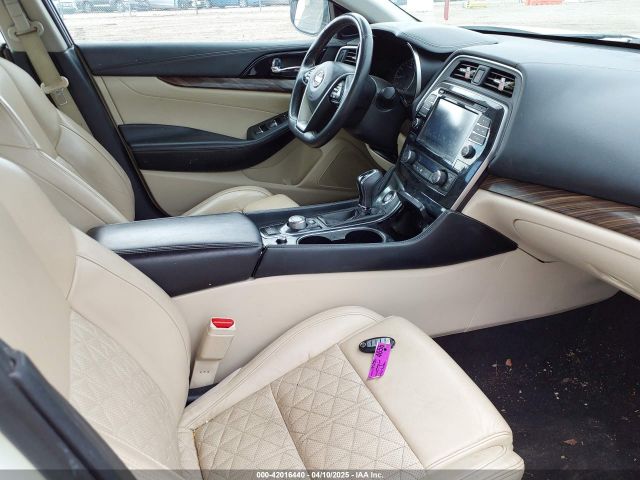 1N4AA6AP7GC400961 Nissan Maxima 3.5 Platinum