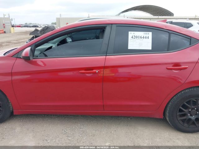 5NPD74LF8HH209490 Hyundai ELANTRA SE