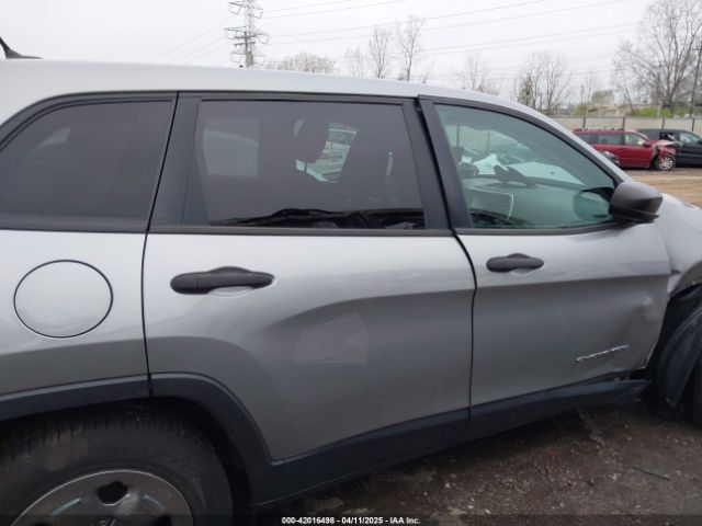 1C4PJMAB7GW276671 Jeep Cherokee Sport