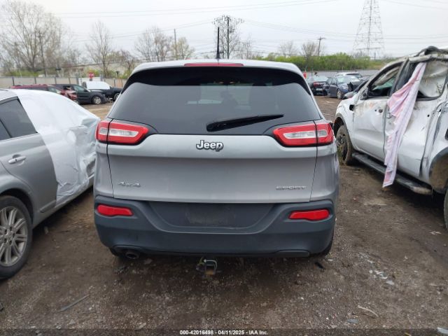1C4PJMAB7GW276671 Jeep Cherokee Sport