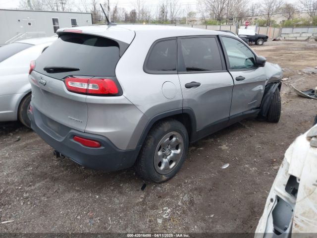 1C4PJMAB7GW276671 Jeep Cherokee Sport