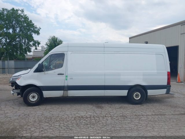WD3PF1CDXKP059272 Mercedes-Benz Sprinter 2500 High Roof V6