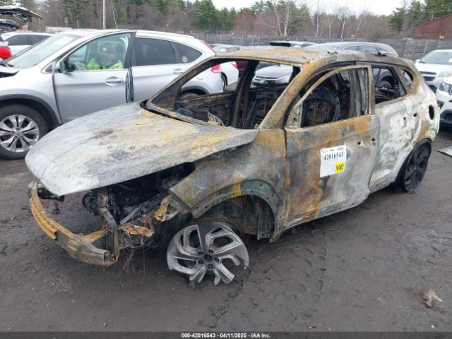 KM8J3CA24HU269356 Hyundai Tucson Sport