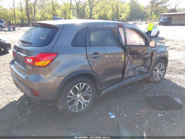 2018 MITSUBISHI OUTLANDER SPORT JA4AP3AU1JU025948 Photo 3