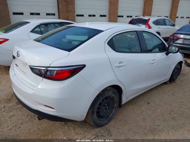 3MYDLBYVXKY510466 Toyota YARIS L