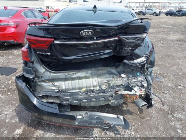 3KPF34AD9ME273882 KIA Forte Gt-line