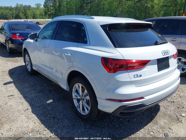 2023 AUDI Q3 WA1EECF3XP1127217 Photo 2