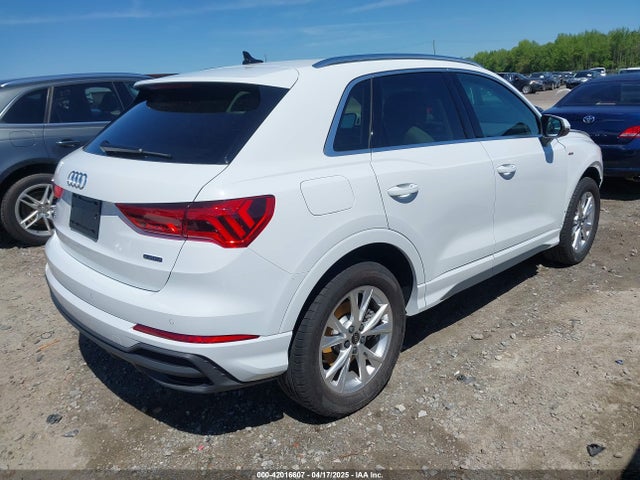 2023 AUDI Q3 WA1EECF3XP1127217 Photo 3