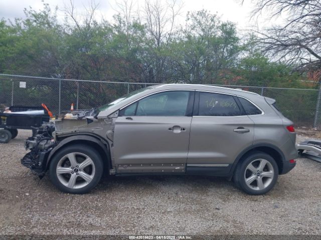 5LMCJ1C93HUL27435 Lincoln Mkc Premiere