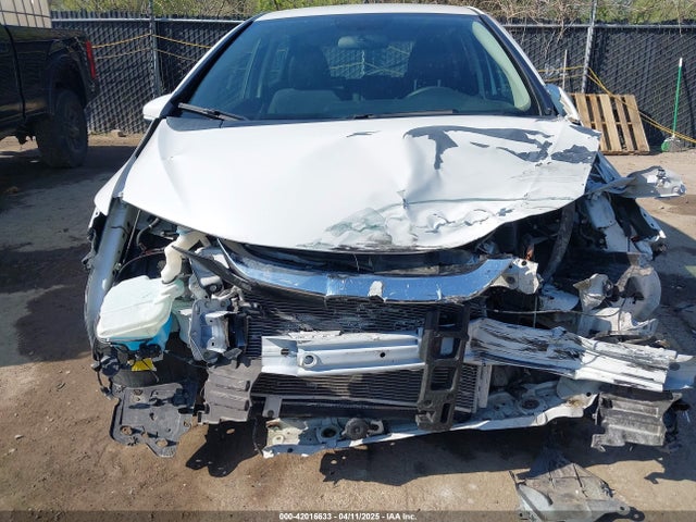 3HGGK5H4XKM743537 Honda FIT LX