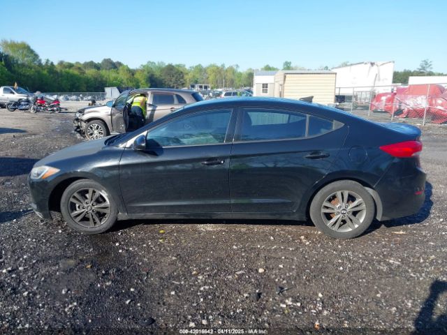 5NPD84LF7HH023548 Hyundai ELANTRA SE