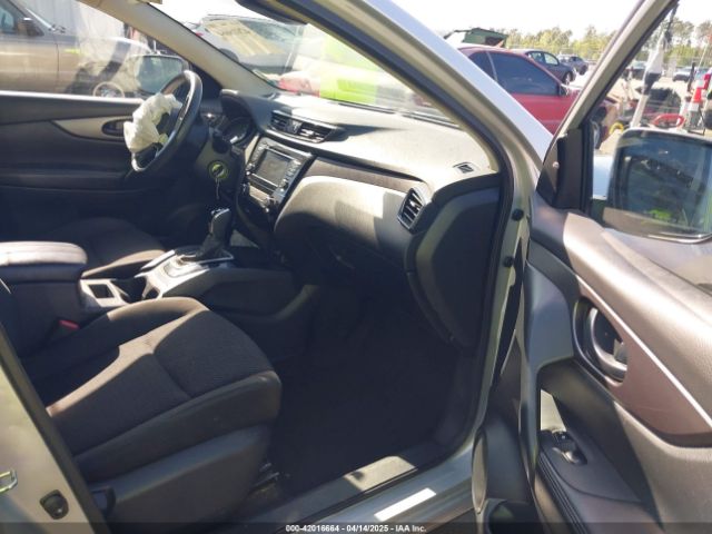JN1BJ1AV0MW568647 Nissan Rogue Sport S Fwd Xtronic Cvt