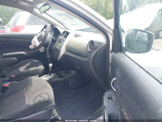 3N1CN7AP7JL830761 Nissan Versa 1.6 Sv