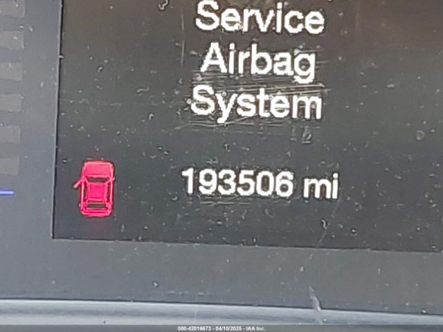 1C3CCCAB2GN145385 Chrysler 200 Limited