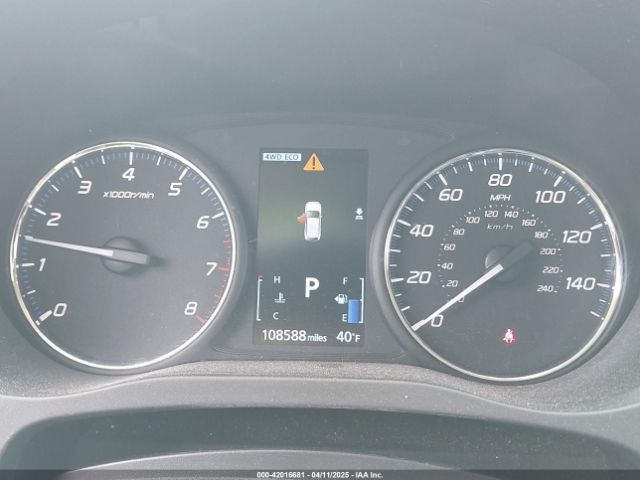 JA4AZ3A38JJ003545 Mitsubishi Outlander Es