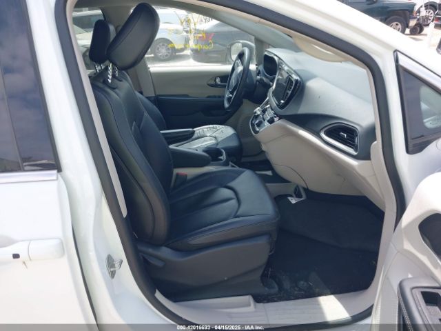 2C4RC1BG5RR120099 Chrysler Pacifica Touring L