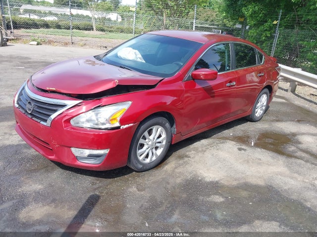 Nissan Altima 2.5 S 2014 1N4AL3AP8EN237120 Image 2