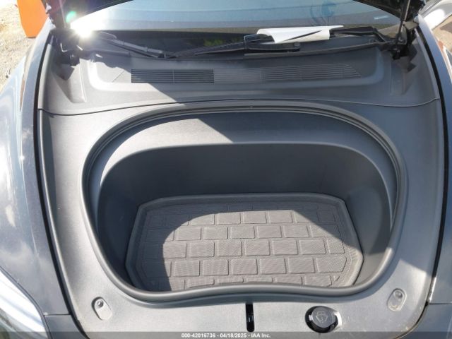 5YJ3E1EAXRF836824 Tesla MODEL 3