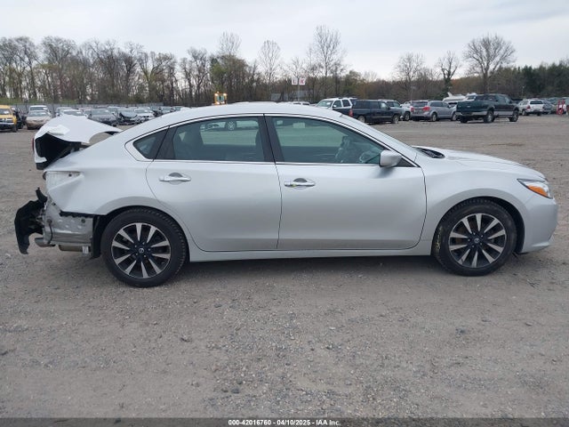 1N4AL3AP5JC206896 Nissan Altima 2.5 Sv