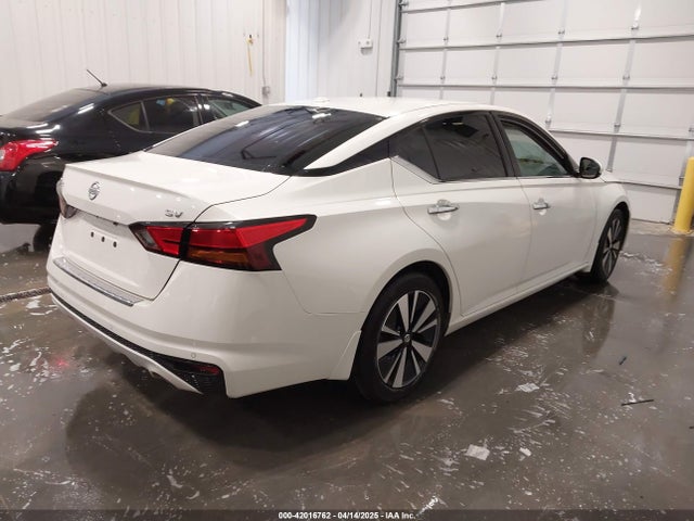 1N4BL4DV4LN321193 Nissan Altima Sv Fwd
