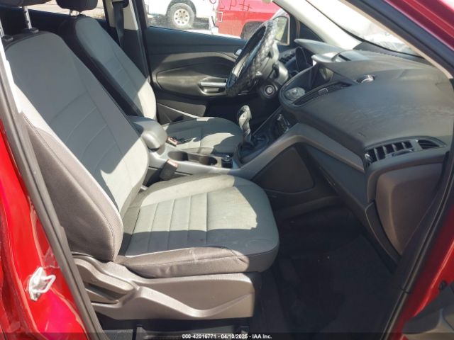 1FMCU0GX3GUB89889 Ford ESCAPE SE