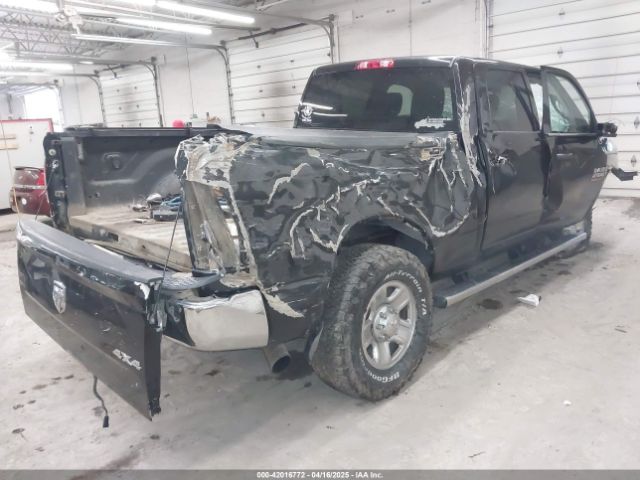 3C6UR5CL8JG206620 RAM 2500 Tradesman  4x4 6'4 Box