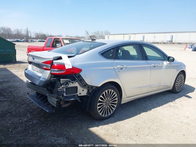 3FA6P0T92HR218443 Ford FUSION SE