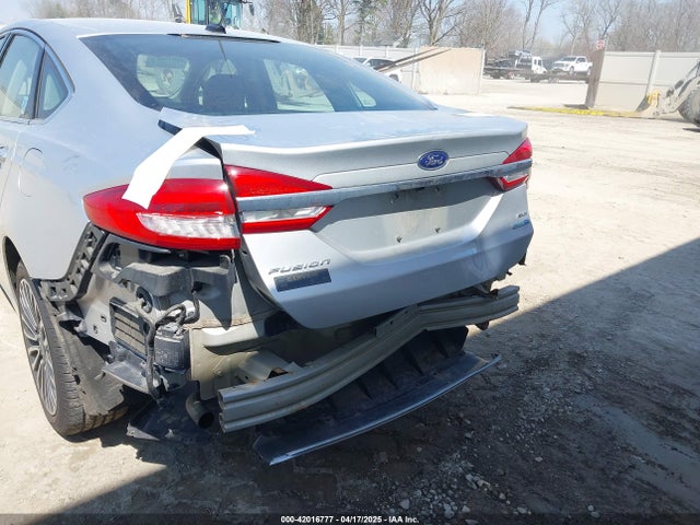 3FA6P0T92HR218443 Ford FUSION SE