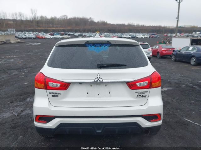 JA4AP3AU4JU011803 Mitsubishi Outlander Sport 2.0 Le