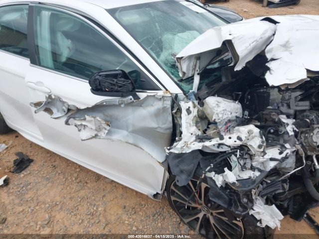 4T1B11HK3KU281333 Toyota CAMRY SE