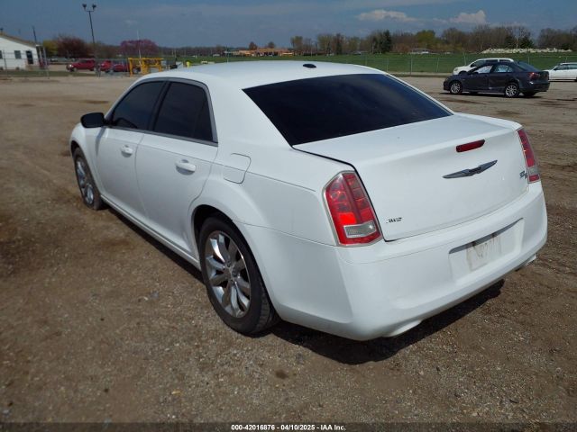 2013 CHRYSLER 300 2C3CCAGG1DH739509 Photo 2