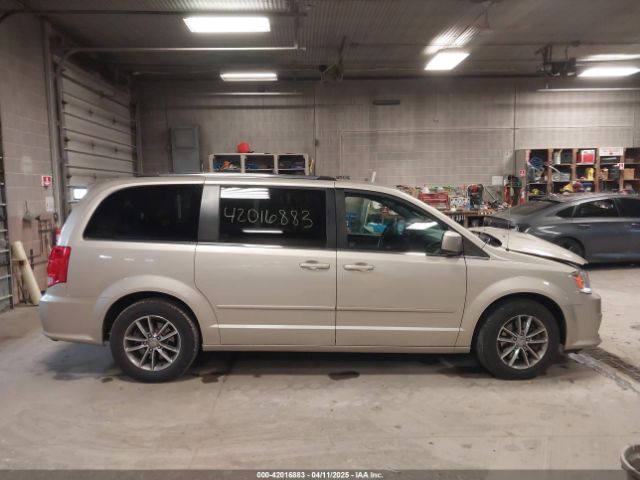 2C4RDGCGXFR751070 Dodge Grand Caravan Sxt Plus