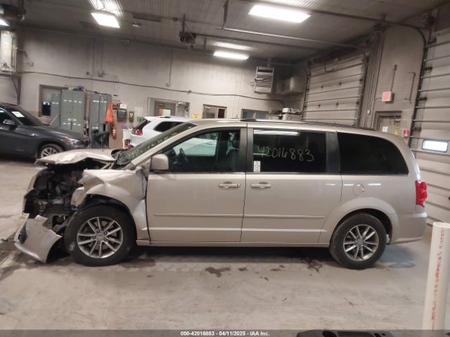 2C4RDGCGXFR751070 Dodge Grand Caravan Sxt Plus