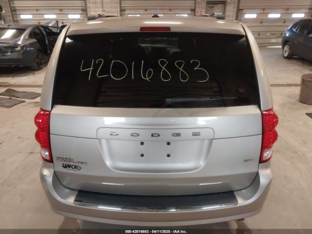 2C4RDGCGXFR751070 Dodge Grand Caravan Sxt Plus