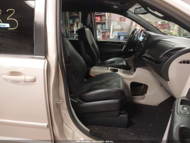 2C4RDGCGXFR751070 Dodge Grand Caravan Sxt Plus
