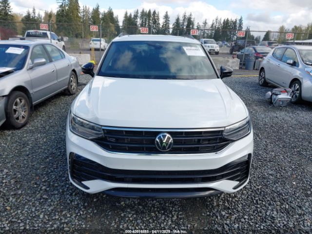 3VVCB7AX3PM014446 Volkswagen Tiguan 2.0t Se R-line Black