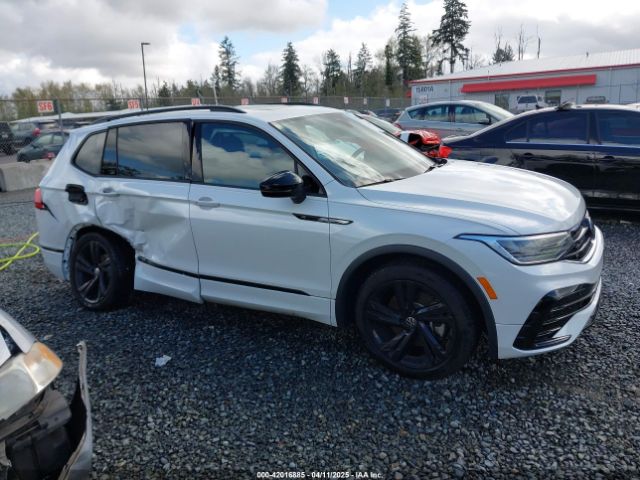 3VVCB7AX3PM014446 Volkswagen Tiguan 2.0t Se R-line Black