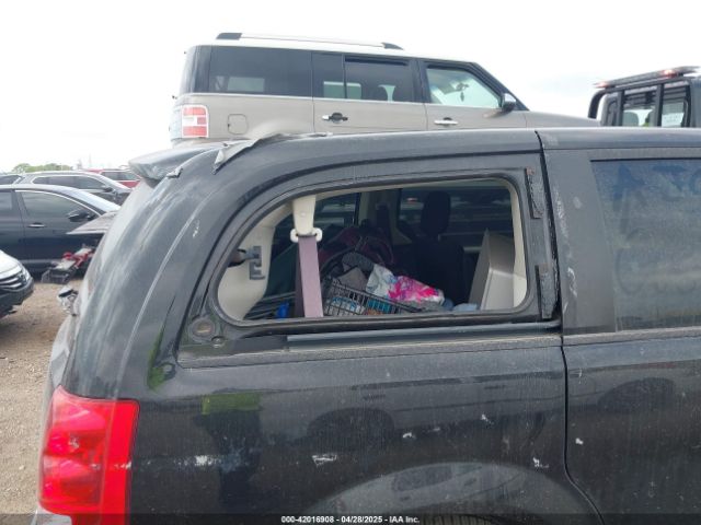 2C4RDGBG6JR231829 Dodge Grand Caravan Se